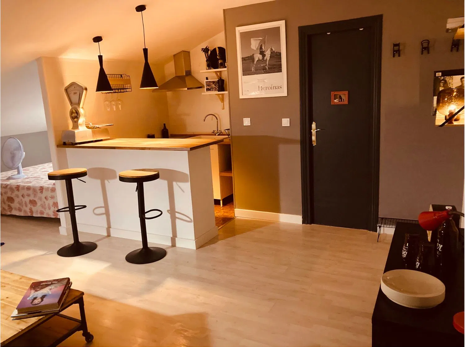 Estudio en avenida de los Reyes de España, 26 - Foto 1