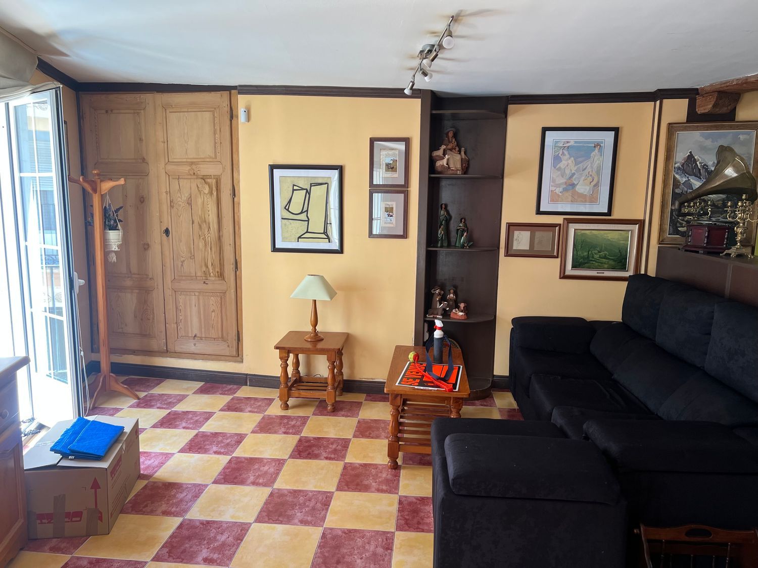 Estudio en Calle de Ramón Pignatelli, 68 - Foto 2