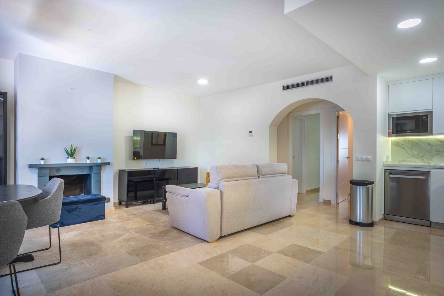 Piso en Urbanización Los pinos de aloha, 8 - Foto 11