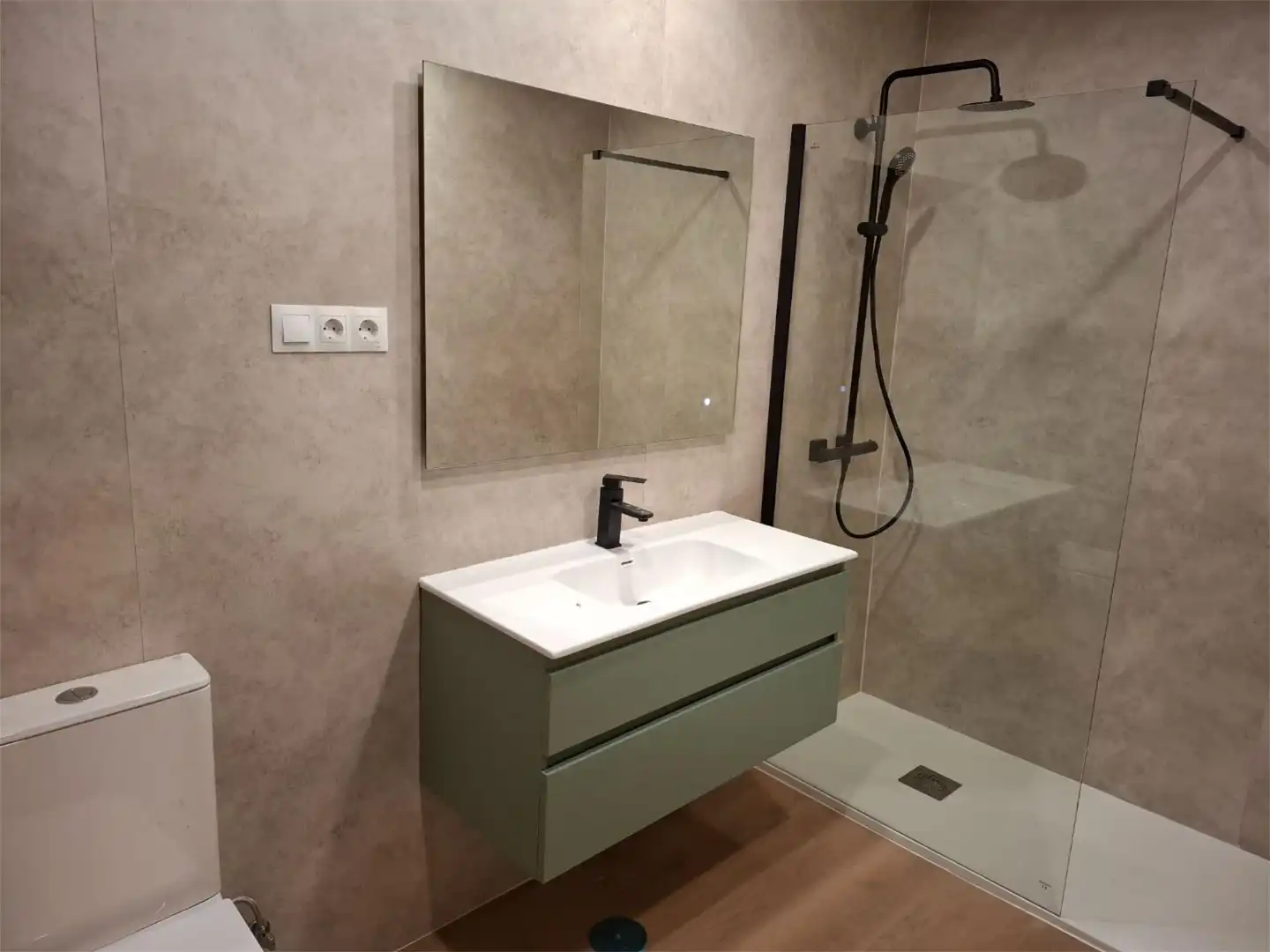 Piso en  Calle de Pedro Rico 15 - Foto 43