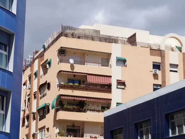Piso en calle Almenillas, 16