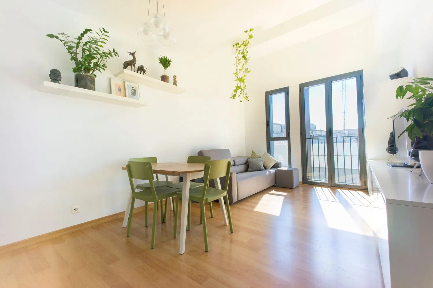 Estudio en calle de Viana, 18 - Foto 1