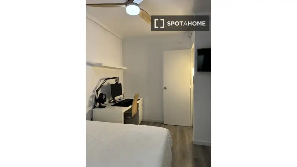 Piso en L'Hospitalet de Llobregat - Foto 6