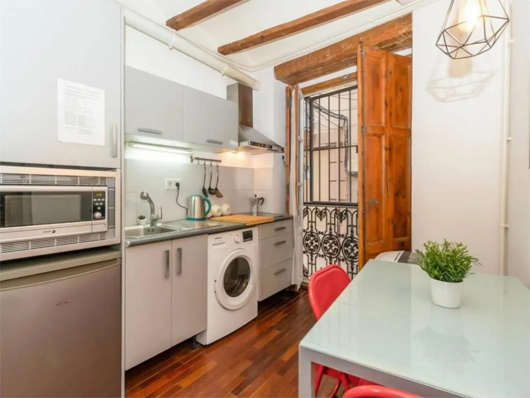 Piso en  Plaça de la Mare de Déu 1 - Foto 5