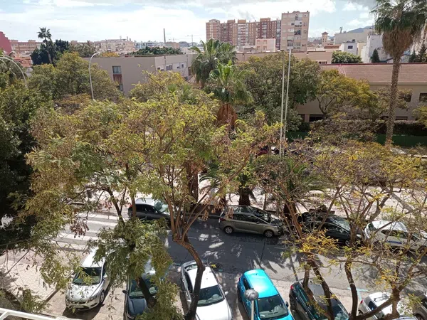 Piso en calle Tomás Echeverría, 5