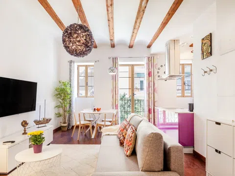 Piso en calle de la Beneficència, 5