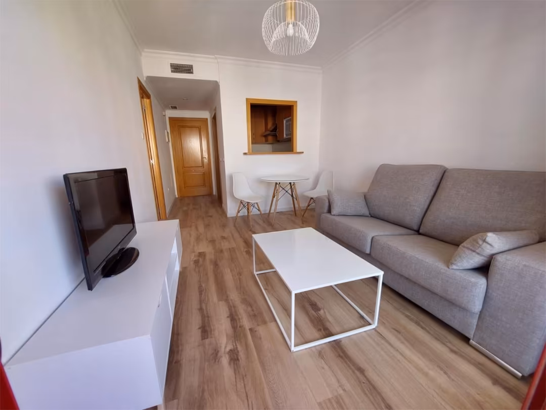 Piso en  Avenida Imperio Argentina 9 - Foto 2