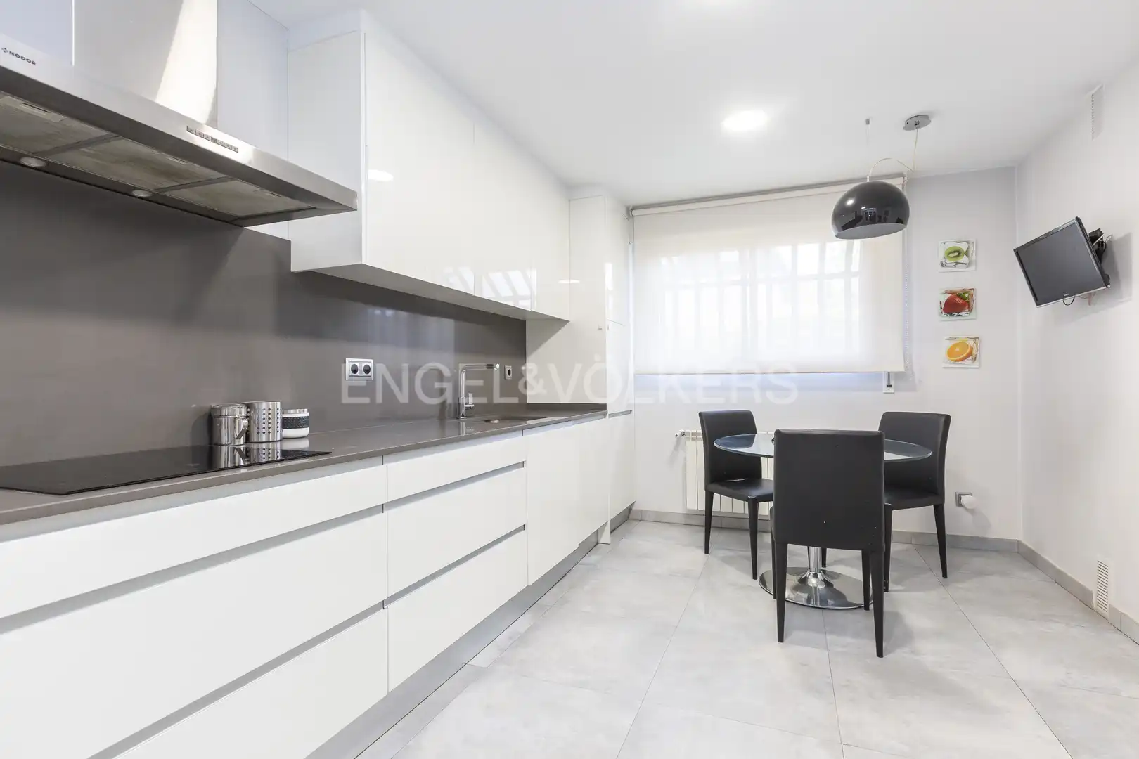 Chalet en  Calle Navaluenga - Foto 17