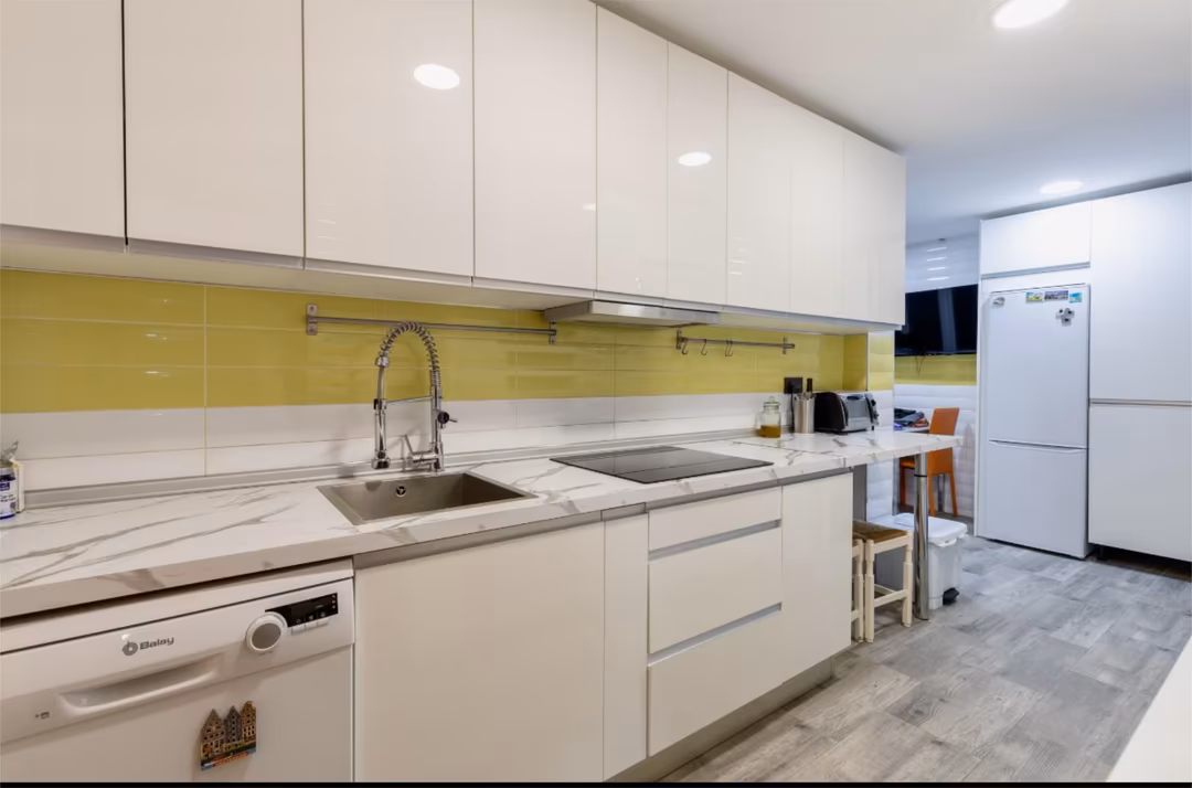 Piso en  Calle Verdiales 15 - Foto 8