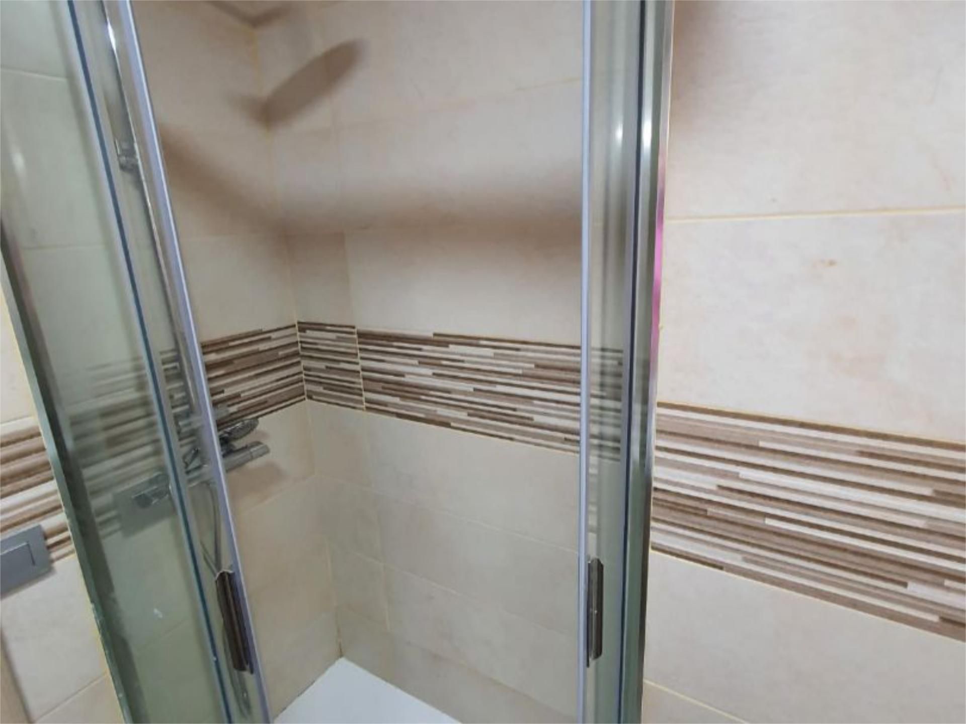 Piso en  Calle Navasfrías 7 - Foto 19