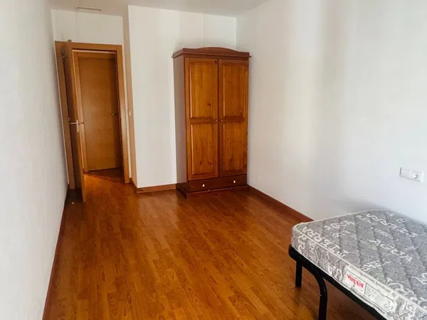 Piso en avenida de la Llibertat, 75 - Foto 3