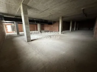 Local comercial en Badalona - Foto 13