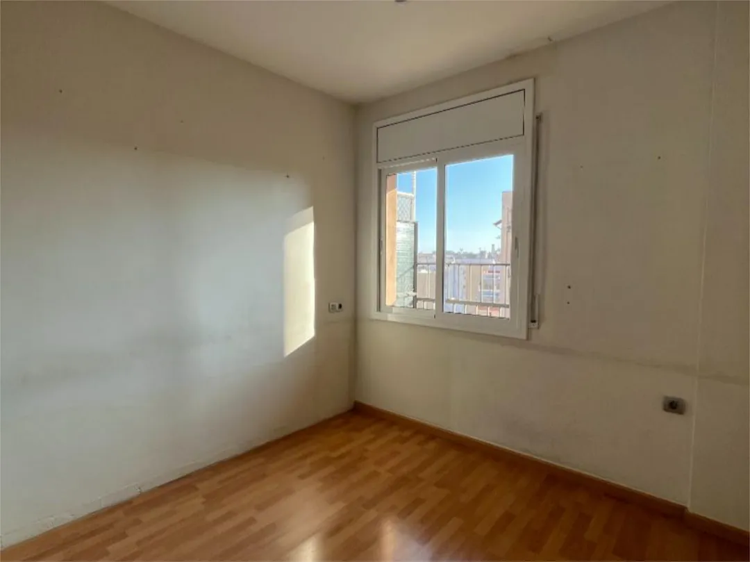 Piso en  Carrer de Sants 241 - Foto 19