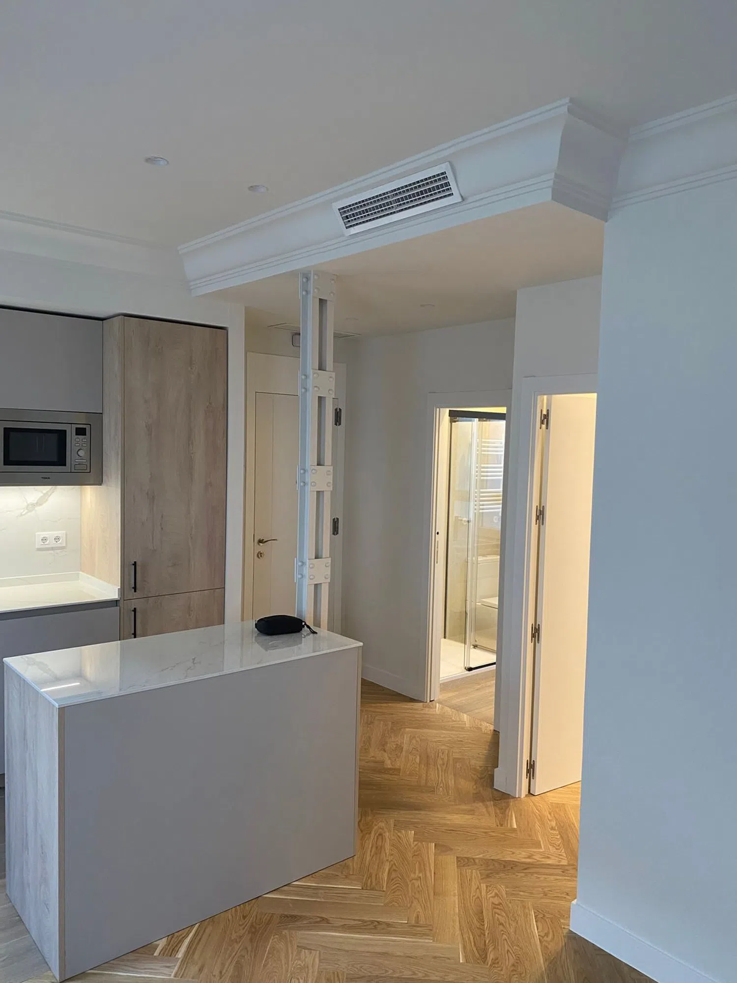 Piso en calle de María de Guzmán, 40 - Foto 1