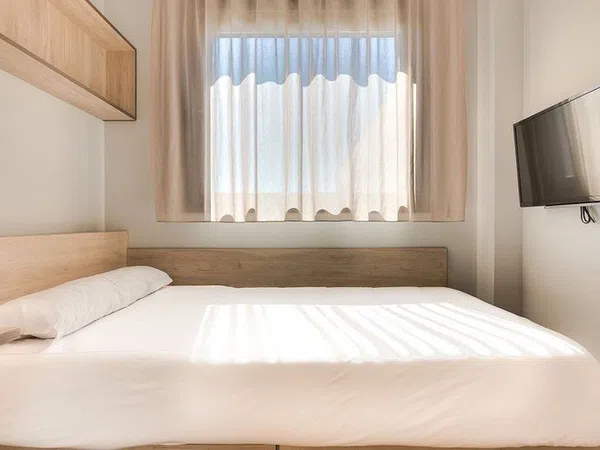 Estudio en calle Juan Gris, 9 - Foto 2