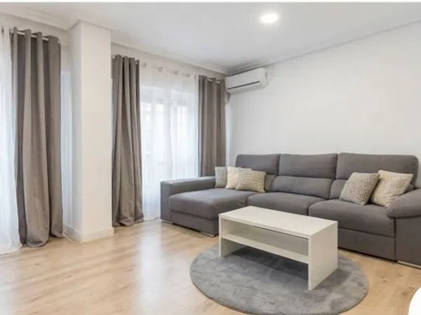 Piso en calle Corregidor Vicente Cano Altares, 1