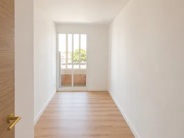 Piso en  Carrer del Penedès 9 - Foto 8