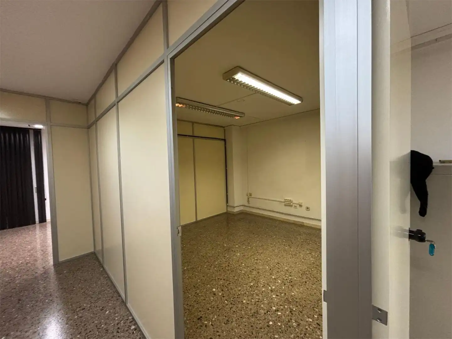 Local comercial en  Carrer del Doctor Cistaré 39 - Foto 4