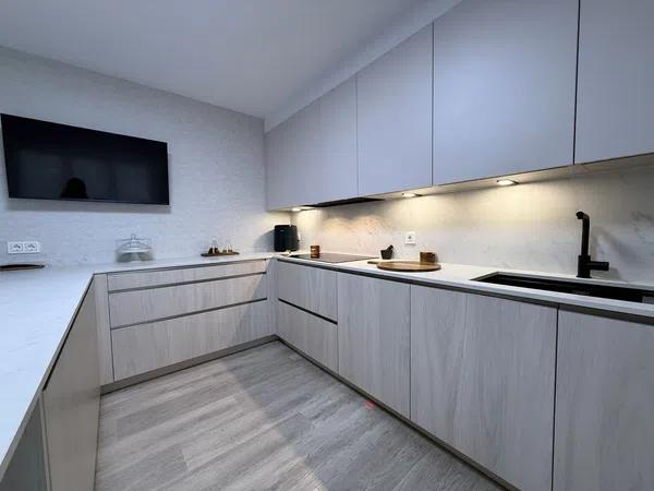 Chalet adosado en Barrio Olivares - Foto 6