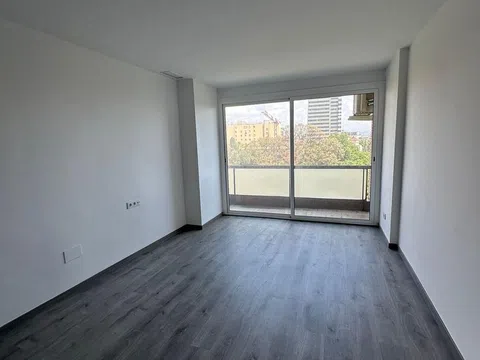Piso en avenida del Paral·lel, 19