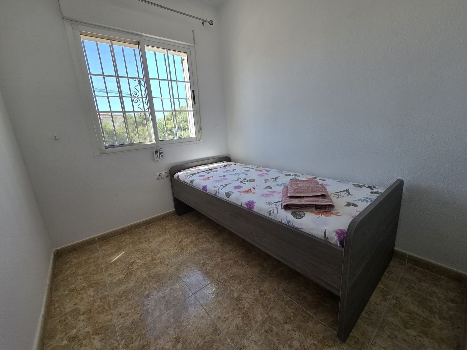 Chalet adosado en Calle Navia, 338, Villamartín - Foto 11