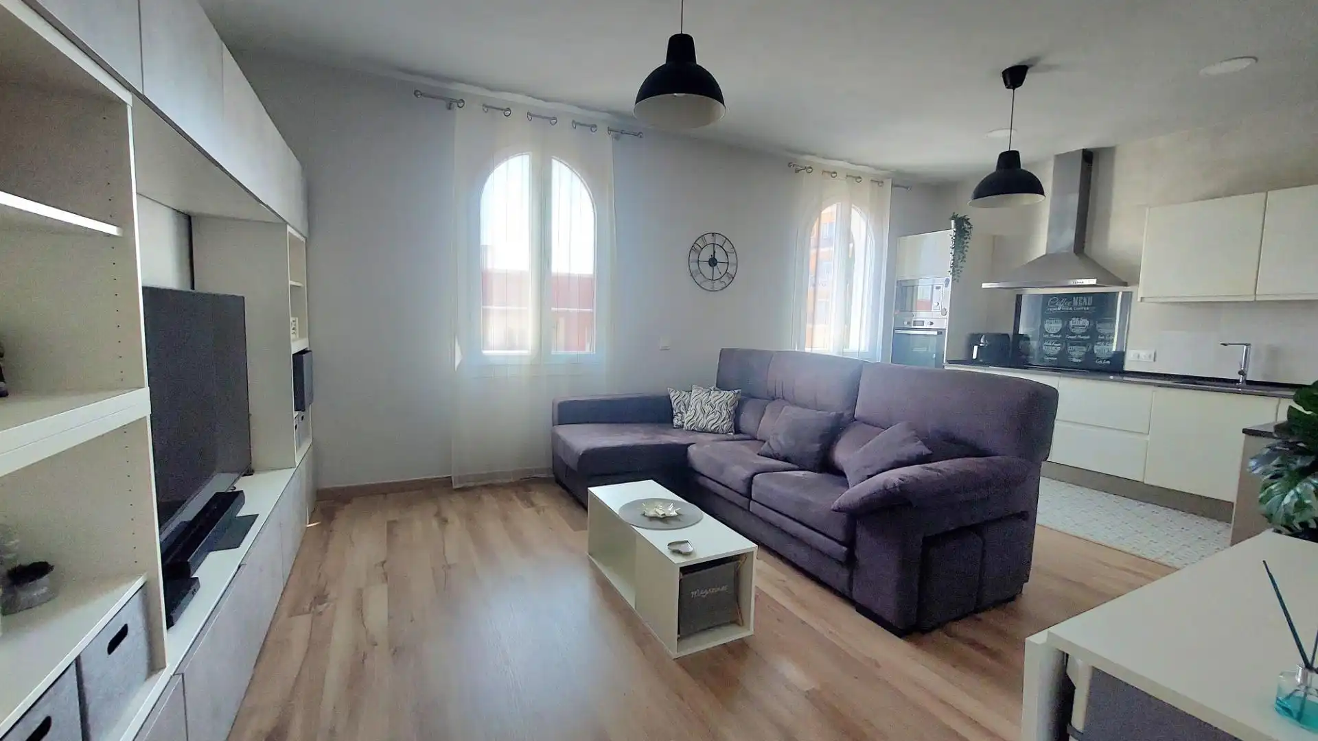 Piso en  Carrer Poeta Guillem Colom 1 - Foto 1