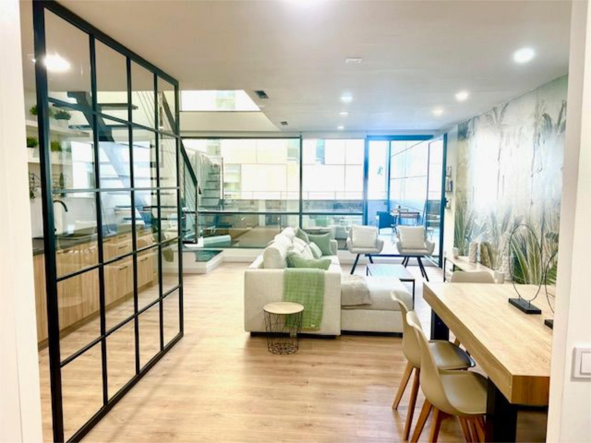 Piso en  Avenida de Manoteras 8 - Foto 1