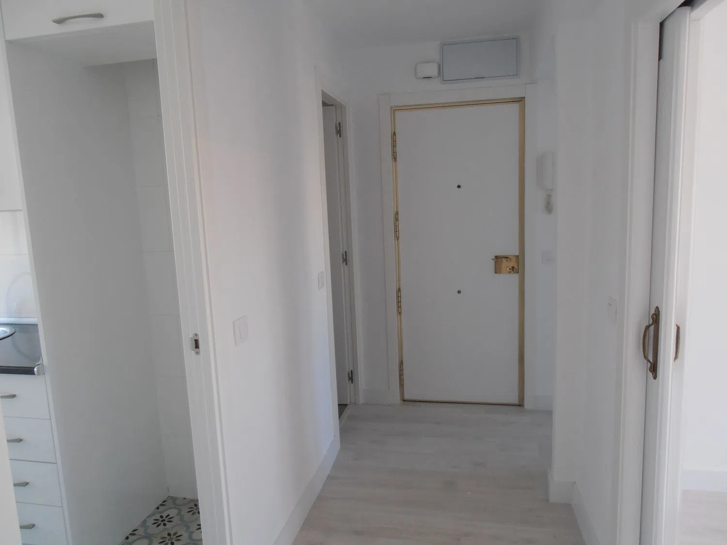 Piso en Barrio Tres Olivos - Valverde - Foto 5