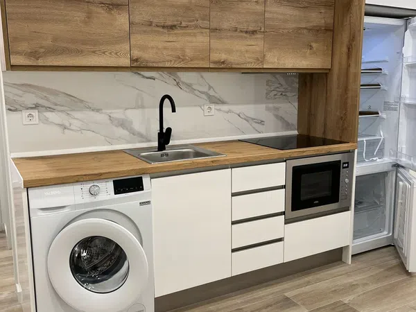 Estudio en calle de Azcoitia, 54