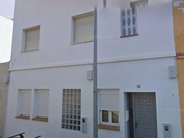 Piso en  Carrer Ramón y Cajal 16 - Foto 1