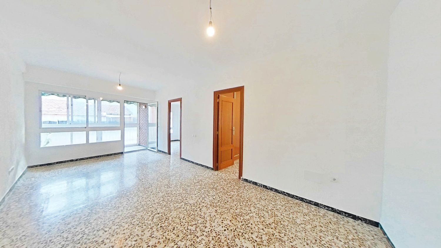 Piso en Barrio Carolinas Bajas