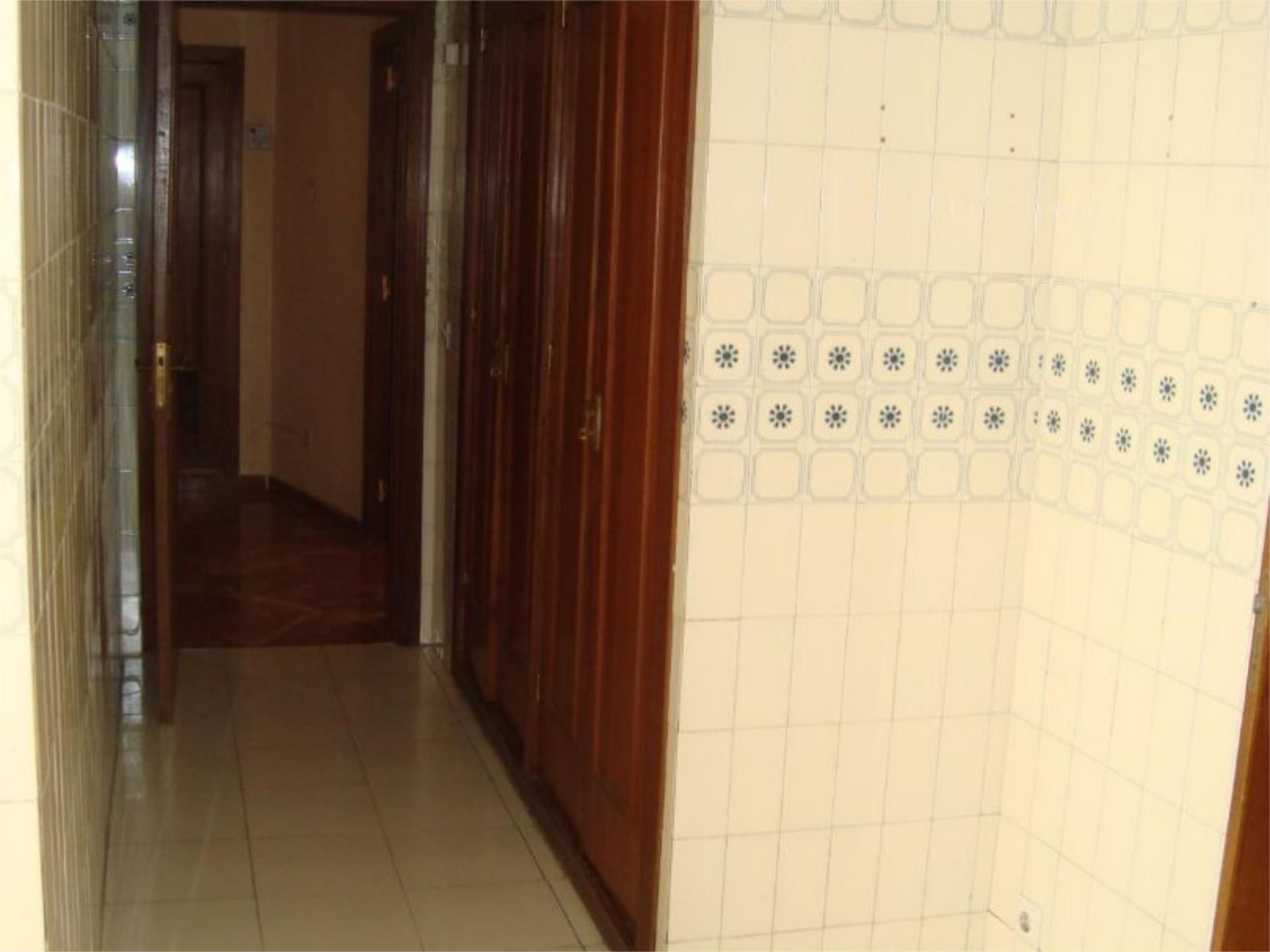 Piso en  Calle Teniente Braulio Laportilla 7 - Foto 13