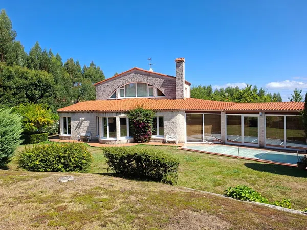 Casa o chalet independiente en Avenida Ramón Núñez Montero, 89, Oleiros, Oleiros - Foto 2