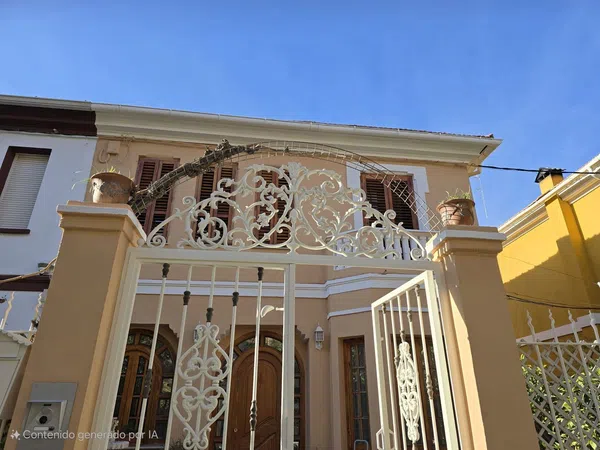 Casa de pueblo en Calle de Gabriel i Galán - Foto 2