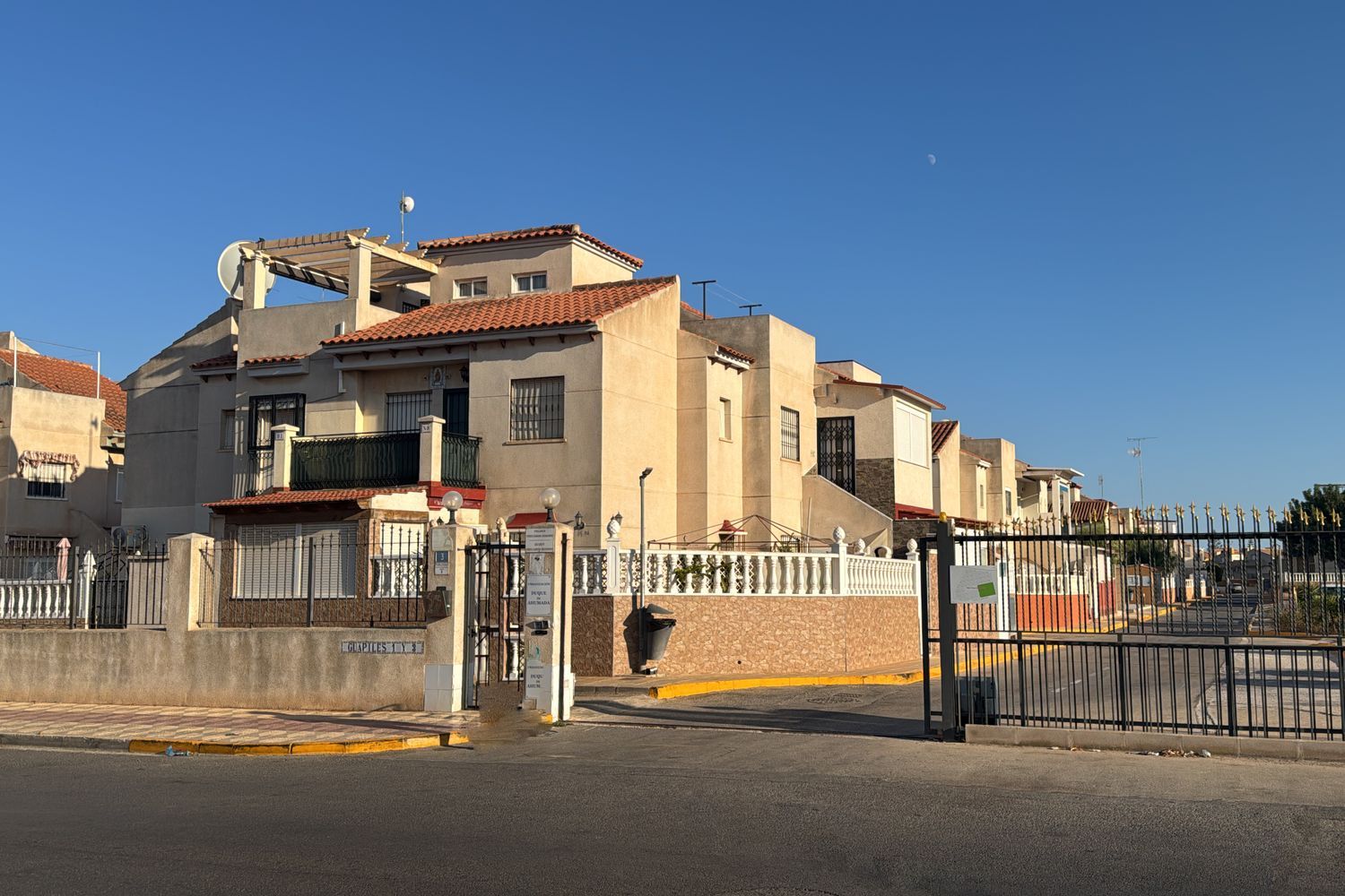 Chalet adosado en Calle Guapiles, 3, Playa Flamenca - Foto 11