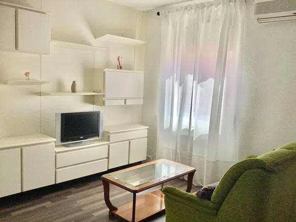 Piso en calle de Elfo, 4