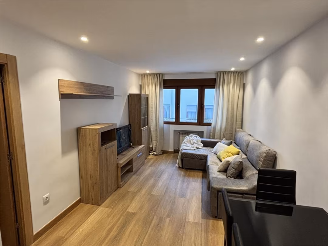 Piso en  Calle Ricardo Montes 46