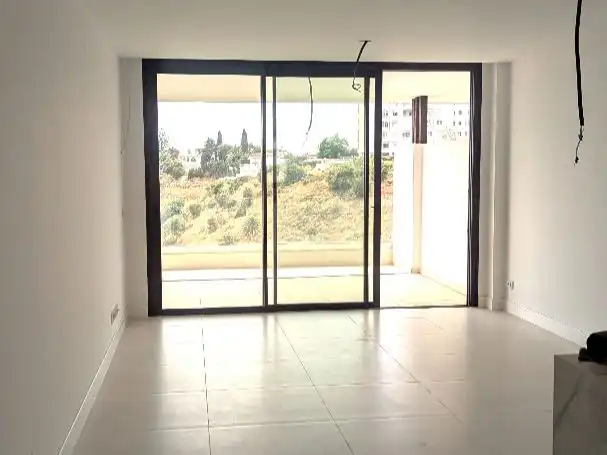 Piso en  Avenida Fuengirola 10 - Foto 4