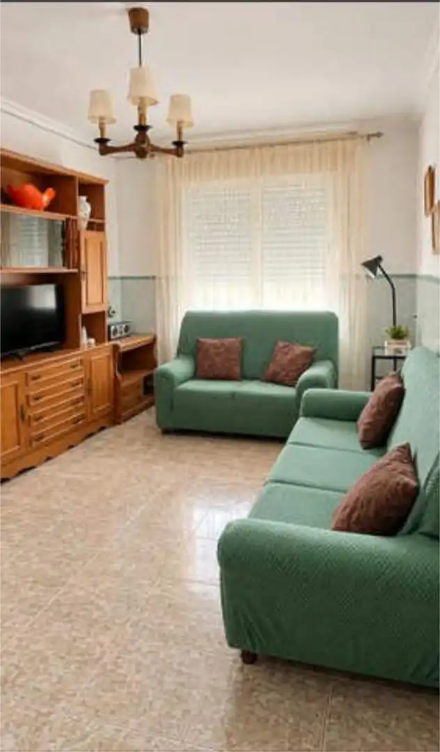 Chalet en calle constitución - Foto 3
