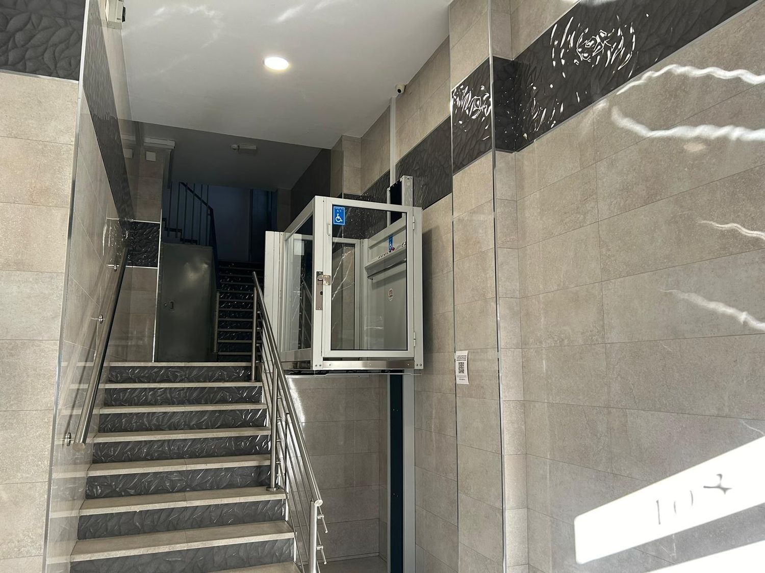 Piso en Avenida de Cesáreo Alierta, 103 - Foto 2