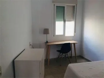 Piso en  Calle Sor Cristina Mesa 8 - Foto 2