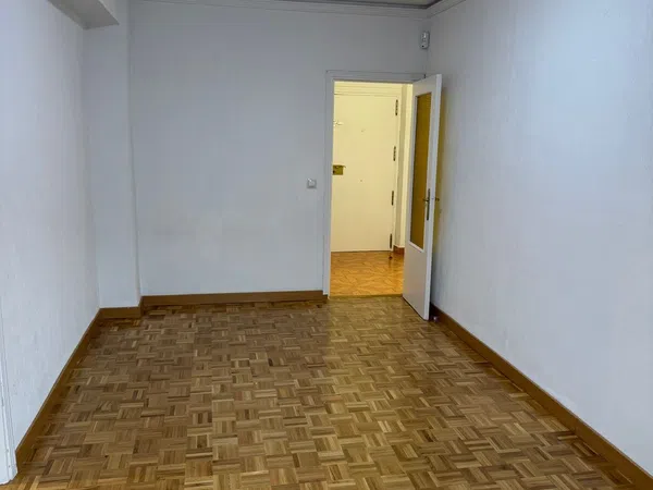 Piso en calle Tarragona, 20