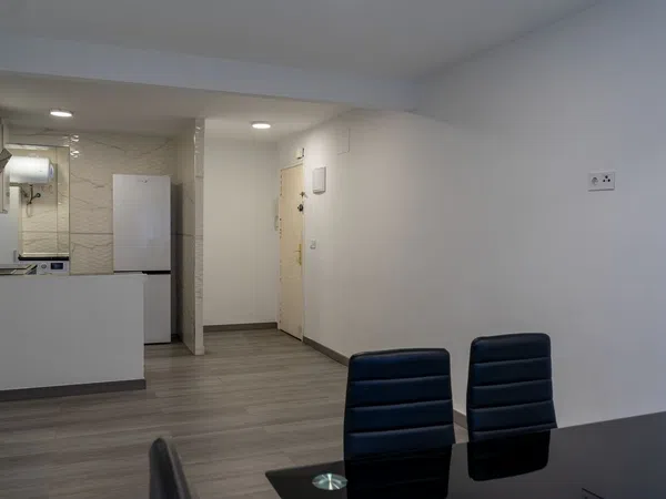 Piso en calle de Soria, 3