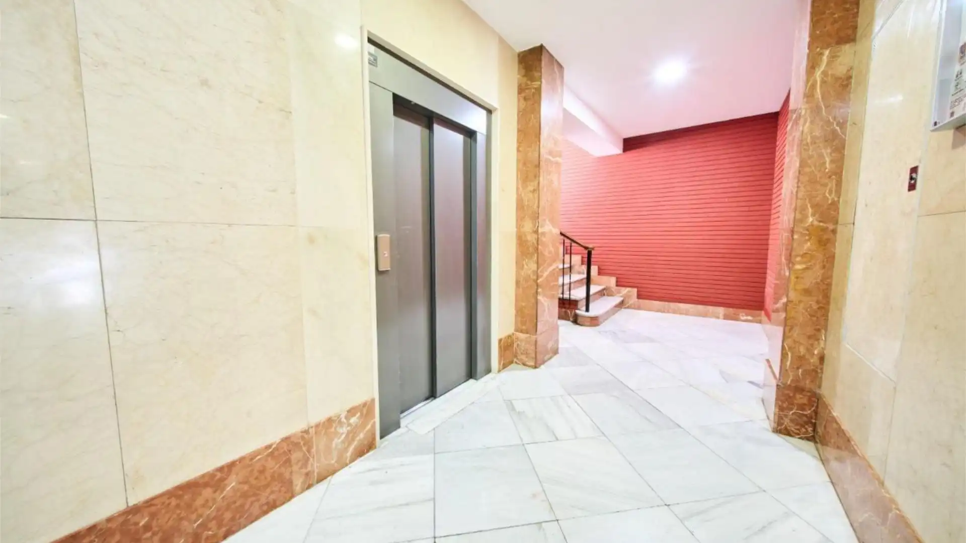 Piso en  Calle Recogidas 45 - Foto 3