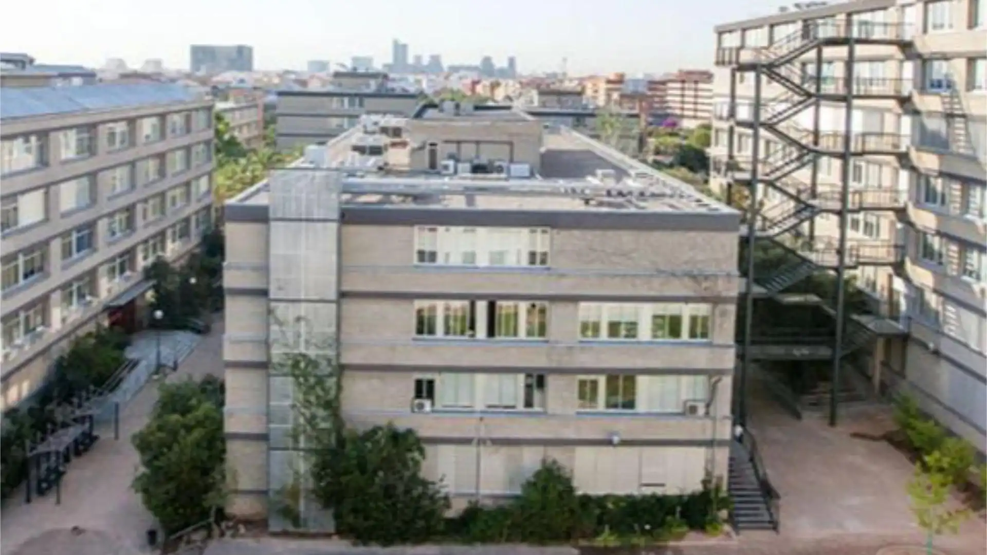 Piso en  Avenida Rajolar 10 - Foto 3