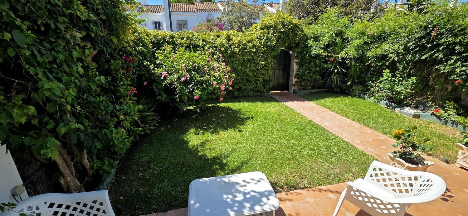 Chalet adosado en Calle Mar Timor, 40, Las Redes - Foto 2