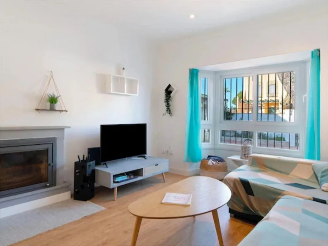 Chalet en  Calle Bahía Blanca 18 - Foto 2