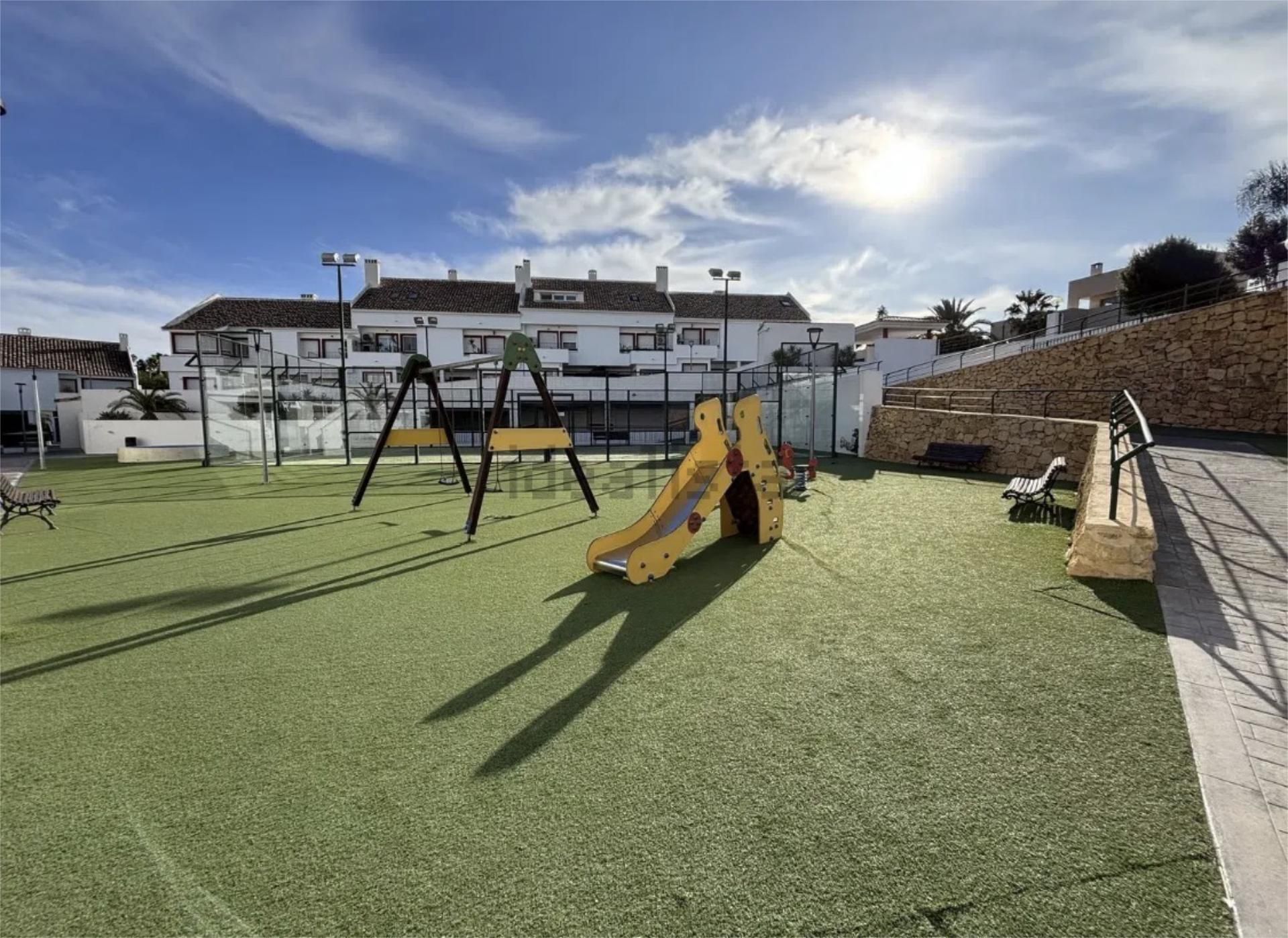 Casa adosada en  Avenida Conrado Albaladejo 39 - Foto 14