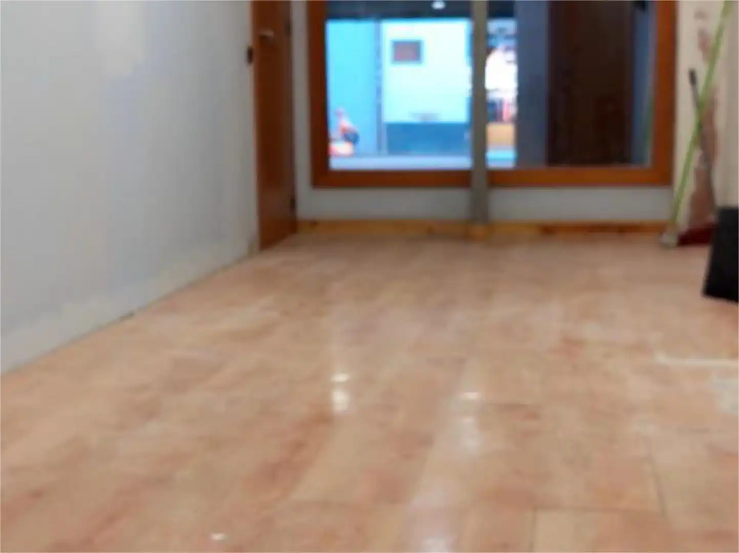Local comercial en  Carrer Màrtirs del Setge de 1714 14 - Foto 25