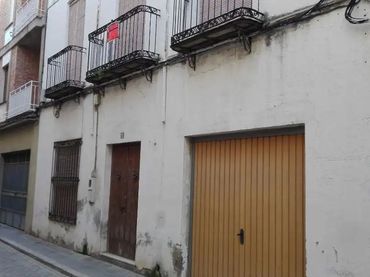 Casa adosada en  Calle Rabadán 18 - Foto 1